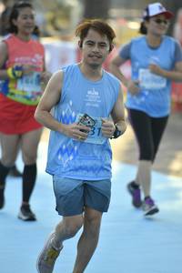 BIB: 4110, 43216
                            <button type="button" onclick="openModal(10632322)" class="btn btn-primary btn-sm float-right btn-popup" data-toggle="modal" data-target=".modal-high-quality">
                        <i class="fas fa-shopping-cart"></i> Add to Cart
                    </button>
                                            <button type="button" onclick="isThisMe(10632322, true)" class="btn btn-success btn-sm float-right btn-popup btn-isme hidden" data-toggle="tooltip" data-placement="bottom" title="นี่คือรูปของคุณใช่ไหม คลิกที่นี่เพื่อเอาเข้าอัลบั้ม">
                        <i class="fas fa-plus"></i> Add to album
                    </button>
                    <button type="button" onclick="isThisMe(10632322, false)" class="btn btn-warning btn-sm float-right btn-popup btn-isnotme hidden">
                        <i class="fas fa-ban"></i> Remove from album
                    </button>